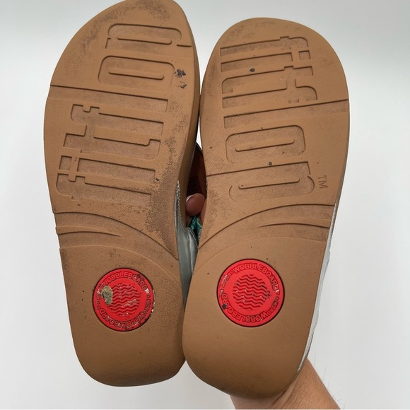 Fitflop Lulu Silky Weave Green Wedge Thong Sandals Women’s size 10 Comfort - Picture 11 of 13